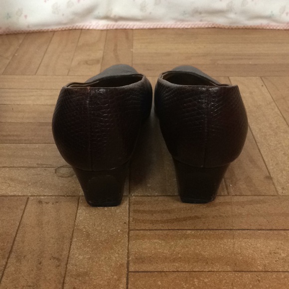 Snakeskin Joan and David Heels - Picture 4 of 8